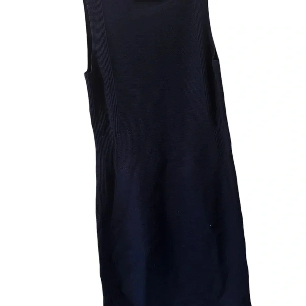 MMA Fleur Size Medium Made In USA  NWOT . MSRP $275. Knit 78 Viscose 28 PBT Blue